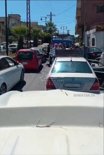 خشية تكرار مجازر الساحل.. نزوح كثيف لاهالي مدينة السويداء من المدينة…