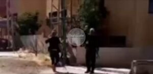 مقاتلين من الفصائل الدرزية من وسط مدينة السويداء ينفون وصول تعليمات بالانسحاب نز…