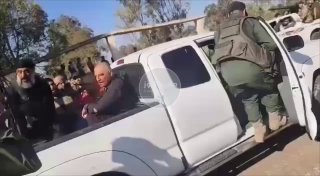 عصابات الجولاني الارهابية تختطف المدنيين من داخل المنازل بمحافظة السويداء جثث عص…