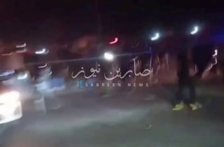 عشرات الاصابات بصفوف المتظاهرين في محافظة اربيل جراء الأعتداء عليهم بالرصاص الحي…