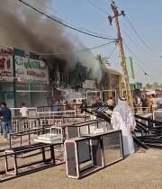 #عاجـــــــــــــــل حريق يلتهم عدد من المحال التجارية في ناحية الرشيد جنوبي الع…