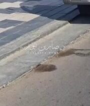 مخالفة انتخابية تسخير عجلات حكومية لنقل لافتات انتخابية لاحد المرشحين في ساحة مي…